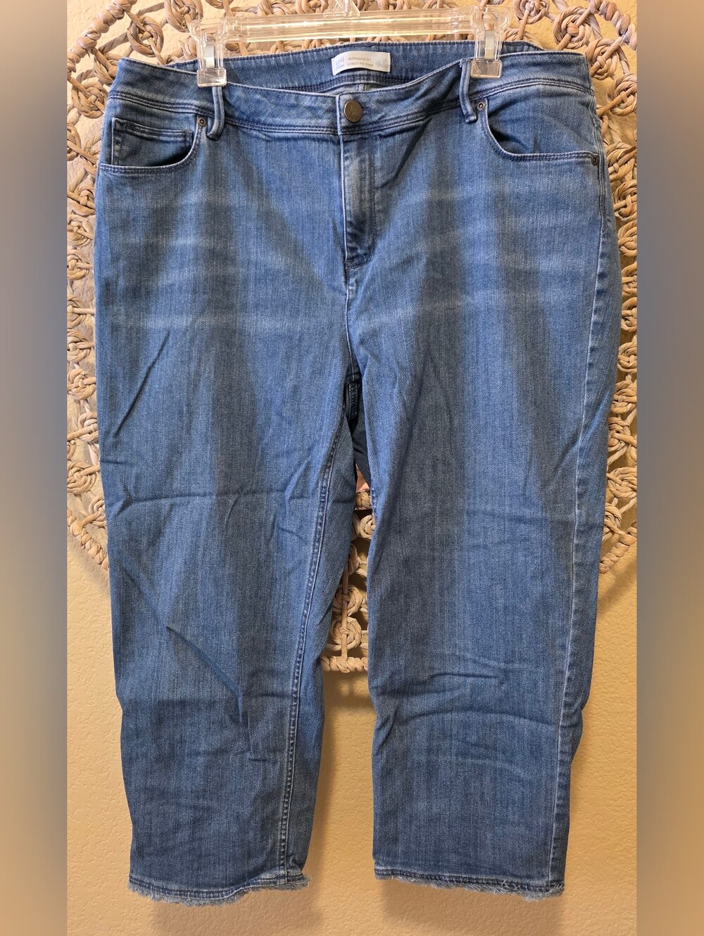 J.Jill Authentic Fit Women’s Size 18 Straight Leg Crop Jeans Medium Wash
